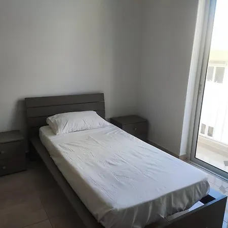 Qawra 3 Bedroom *