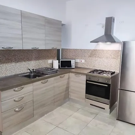 Qawra 3 Bedroom Apartmán