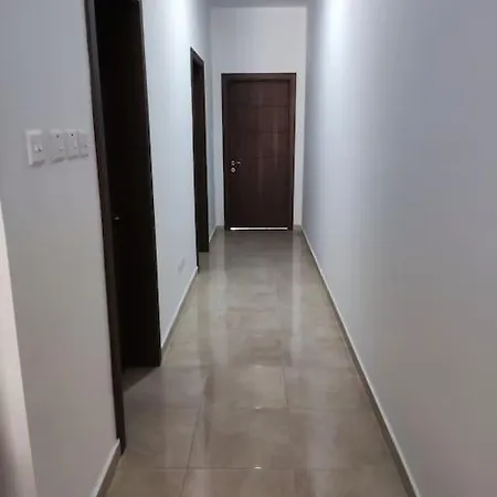 Qawra 3 Bedroom Apartament